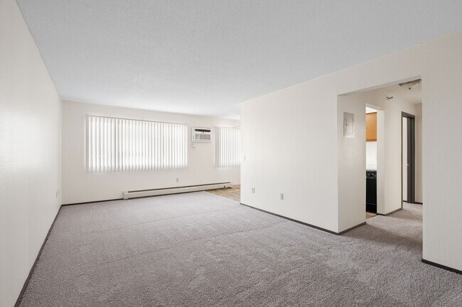 Floorplan - Summit Square