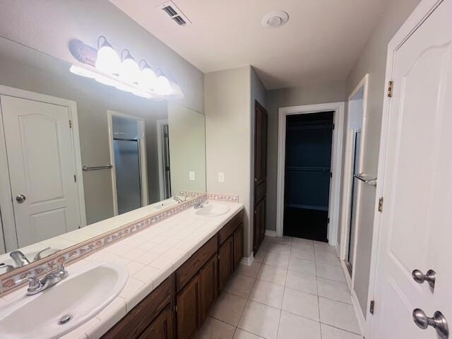 Building Photo - 3816 Winrock Dr