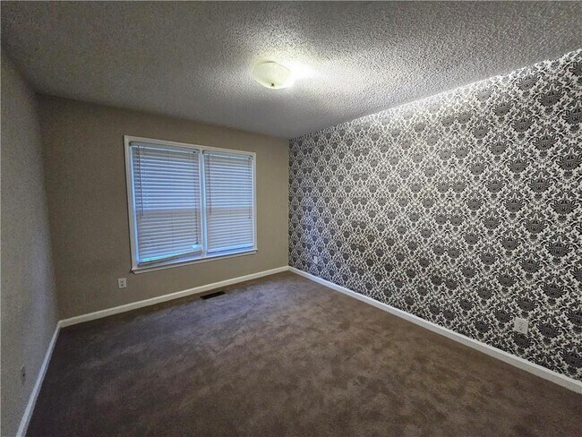 Building Photo - 144 Hunters Trce