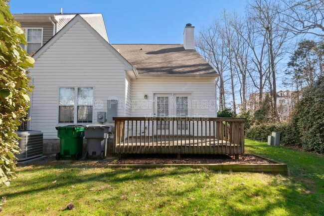 Building Photo - 8401 Southgate Commons Dr