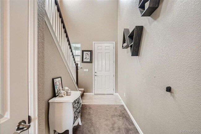 Building Photo - Single-family 3 Bed, 3 Bath home on a corner lot in The Meadows, Castle Rock