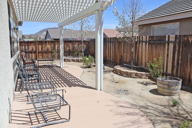 Building Photo - 55+ gated community of Miners Village in Double Diamond.