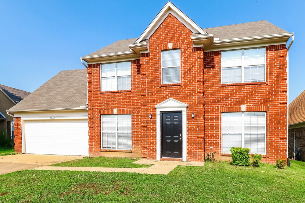 Building Photo - 5740 Hunters Chase Dr