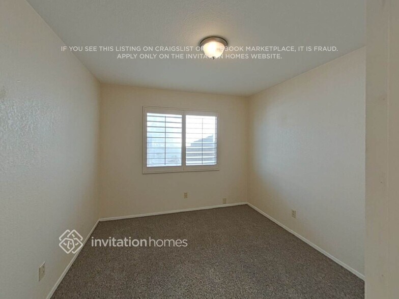 Building Photo - 740 Spruce Tree Cir