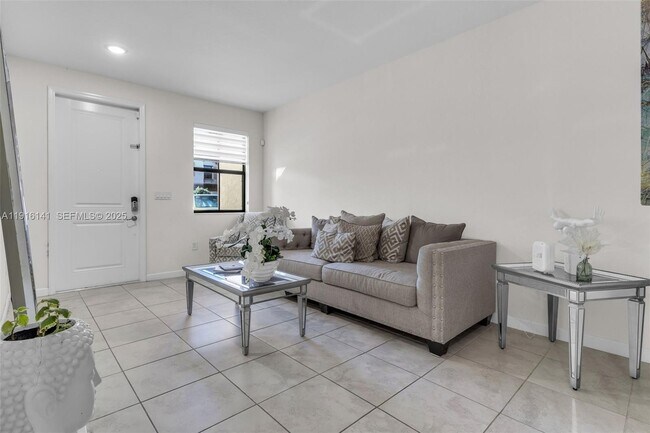 Building Photo - 11413 SW 252nd Ter