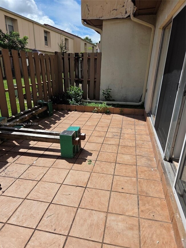 Building Photo - 8218 NW 8th Pl