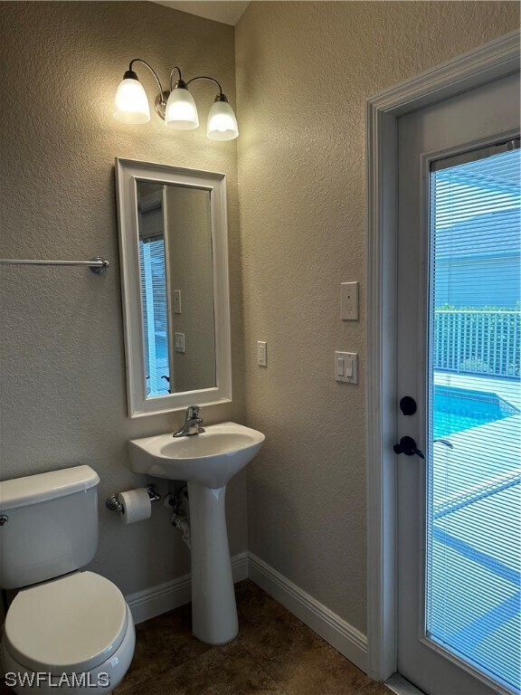 Building Photo - 156 Destiny Cir