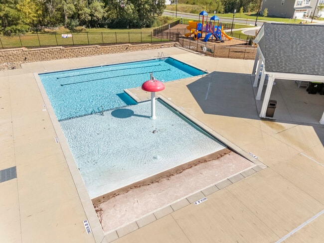 Building Photo - 6017 Grey Colt Wy