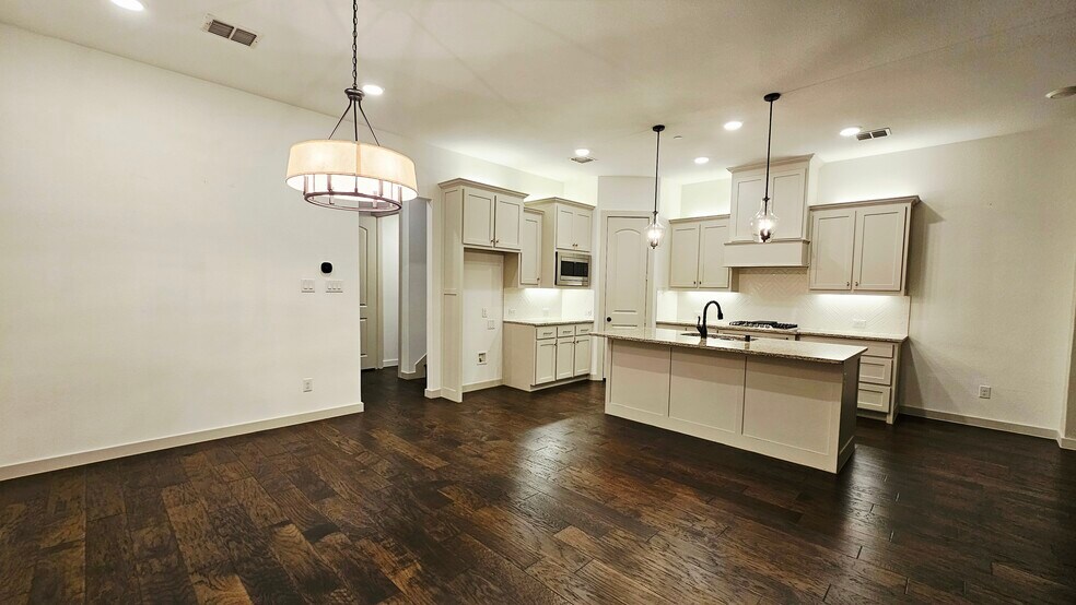 Building Photo - 4841 Rattler Ln