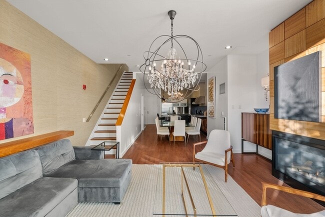 Building Photo - 88 Kingston St