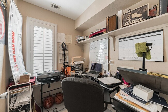 Building Photo - 3 BEDROOM AND 2.5 BATHROOMS PISD SCHOOL DISTRICT