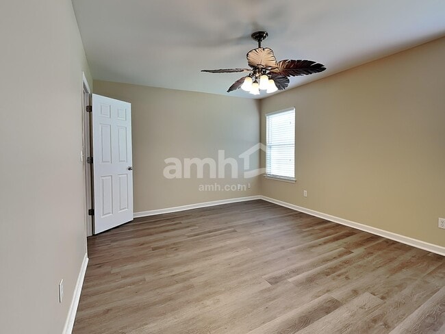 Building Photo - 4809 Wheatfield Dr