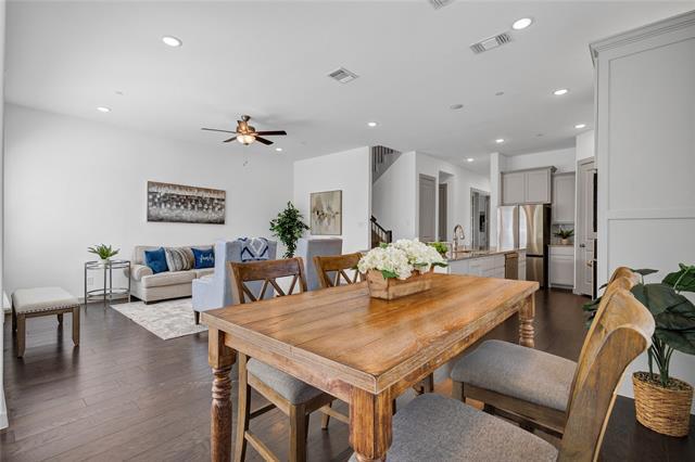 Building Photo - 8886 Ice House Dr