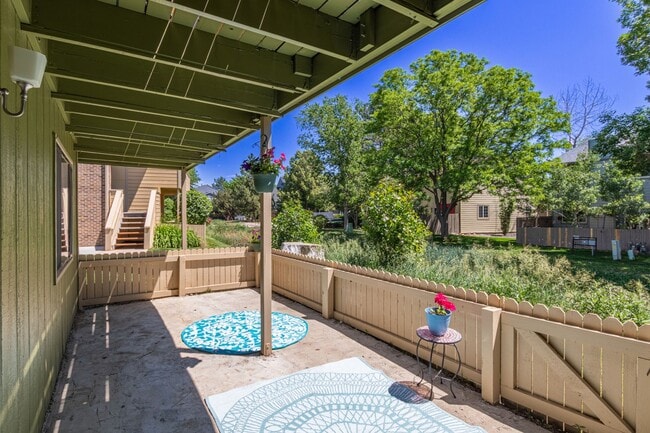 Building Photo - 1410 Bacchus Dr