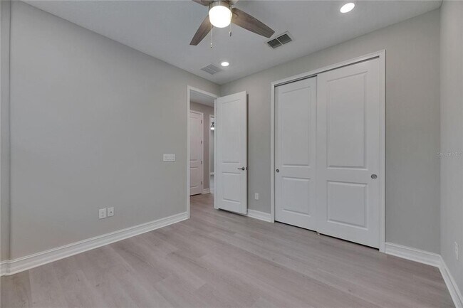 Building Photo - 4899 Isola Ct