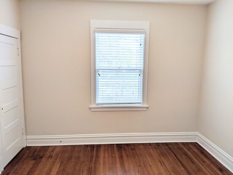 Building Photo - 1116 Ashland Ave