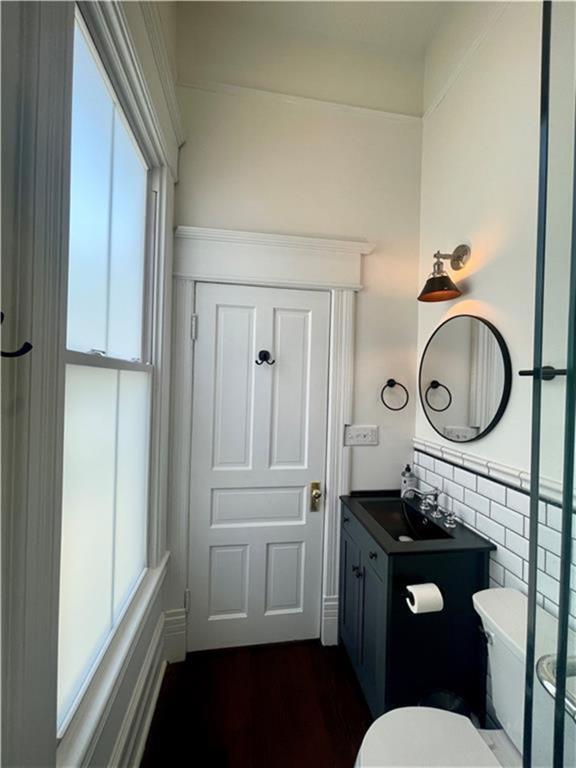 Building Photo - 1915 Union St