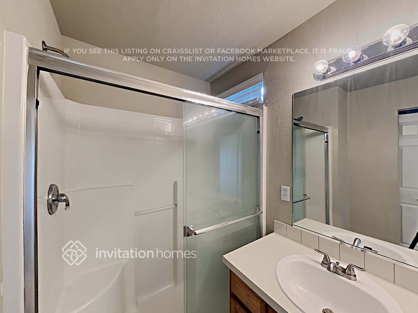Building Photo - 9224 178 St Ct E