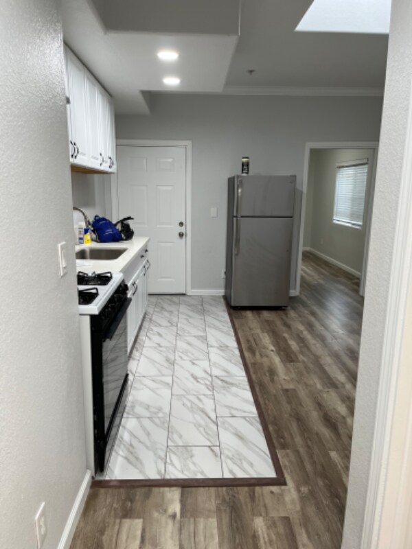 Building Photo - 1072 Laguna Ave