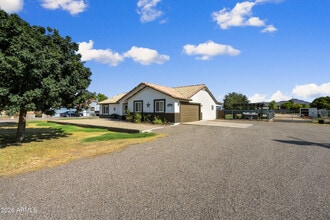 Building Photo - 18333 E Sunnydale Dr