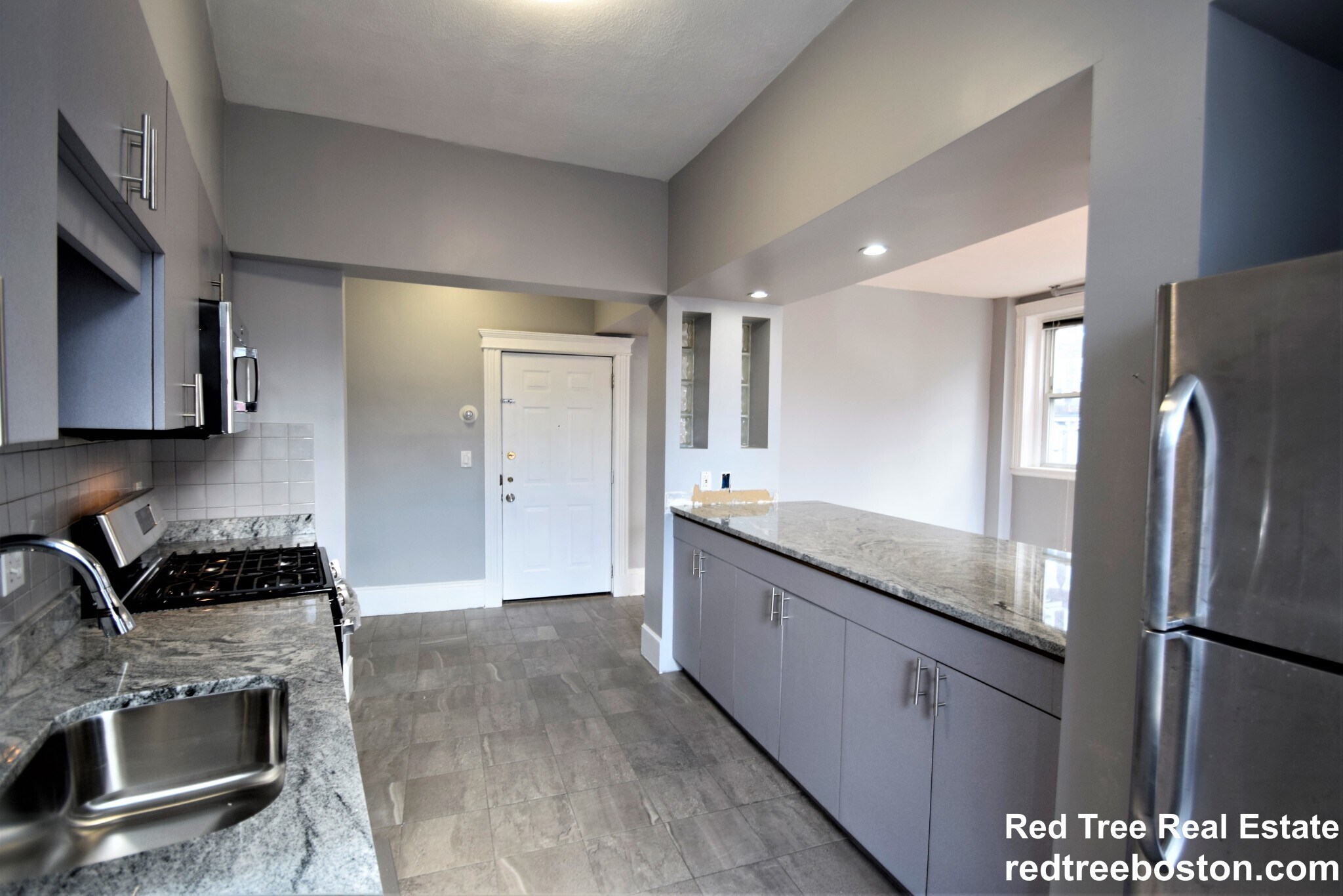 Building Photo - 83 Glenville Ave