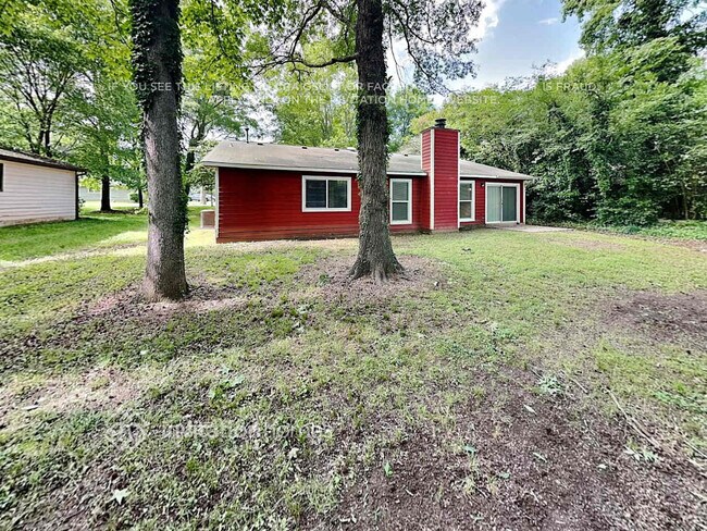 Building Photo - 4700 Cricklewood Ln