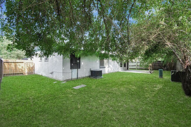 Building Photo - 1911 Pepperrell Pl Ct