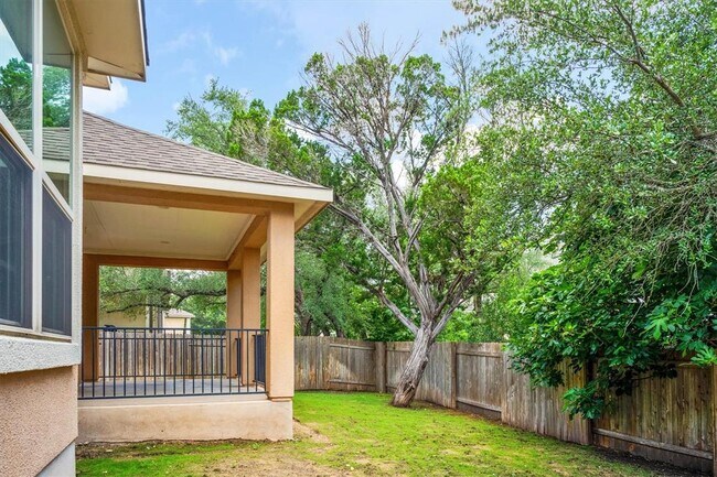 Building Photo - 5809 Viejo Dr