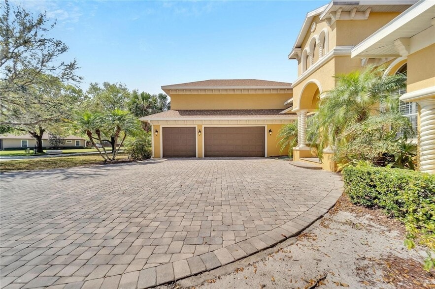 Building Photo - 2656 Wyndsor Oaks Way