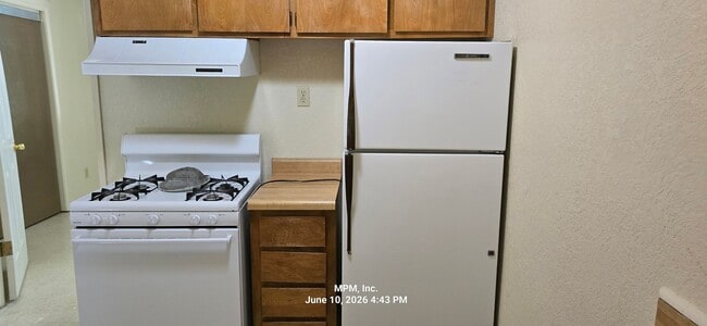 Building Photo - 525 Arleen St