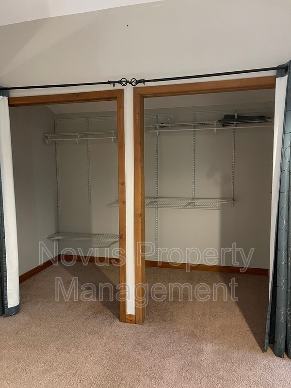 Building Photo - 5095 Cumberland Ct
