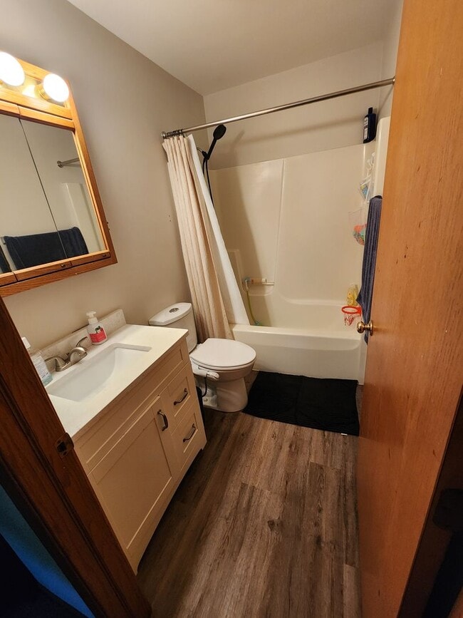 Building Photo - 3309 Nightingale Ct