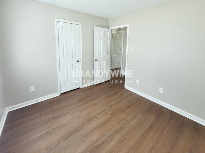 Building Photo - 5962 Cottage Hill Dr