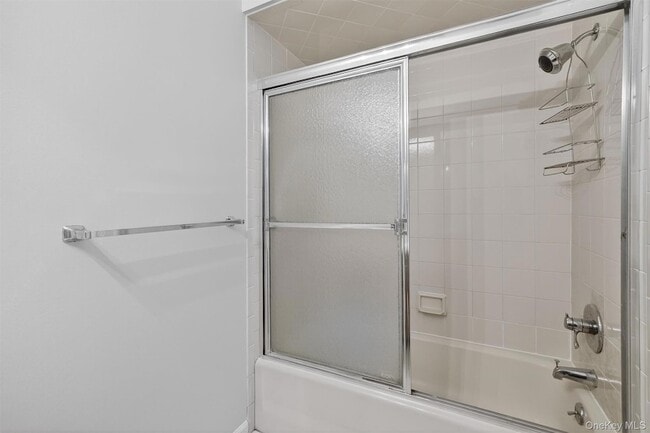 Building Photo - 2003 Regent Dr