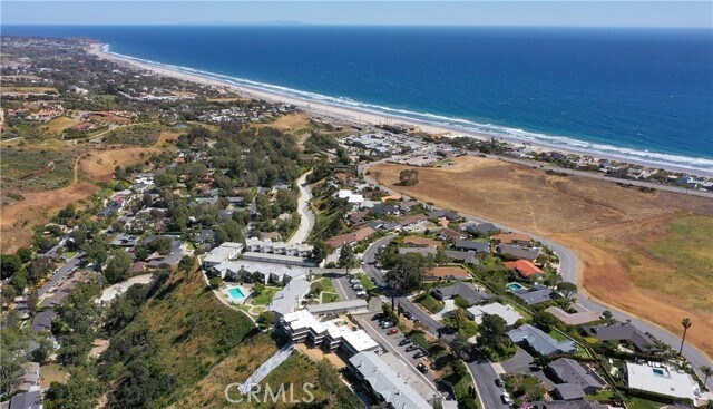 Building Photo - 6225 Frondosa Dr