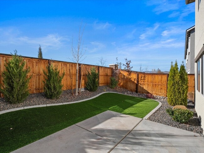 Building Photo - The Magnolia - 3 Bedroom plus loft, 2.5 Ba...