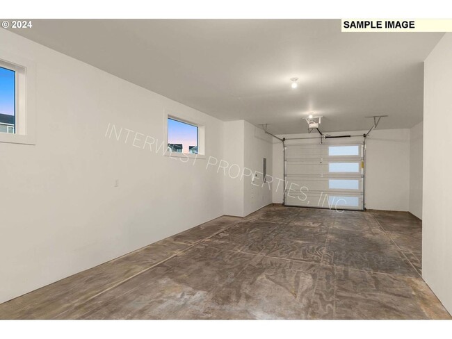 Building Photo - Brand New Construction 4bd 3ba TownHouse W...