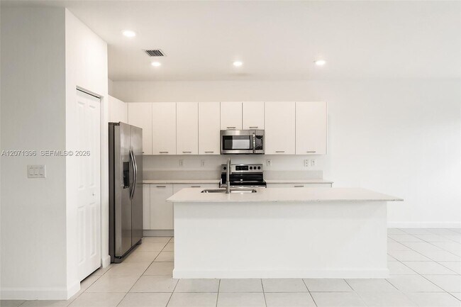 Building Photo - 2408 NW 131st Cir
