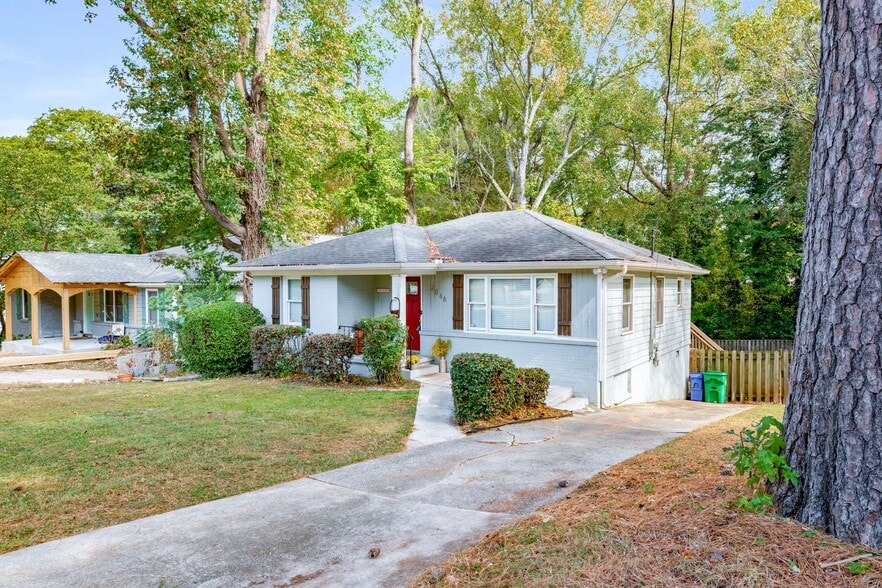 Building Photo - 2046 Settle Cir SE