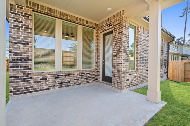 Building Photo - 325 Mallorn Ln