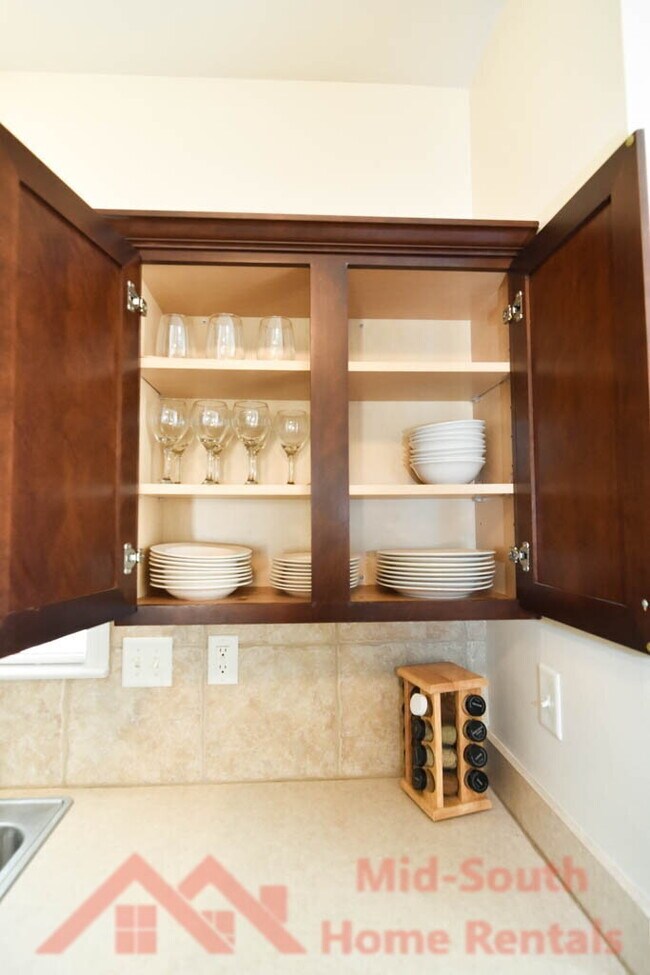 Building Photo - 1342 Harbor Park Dr