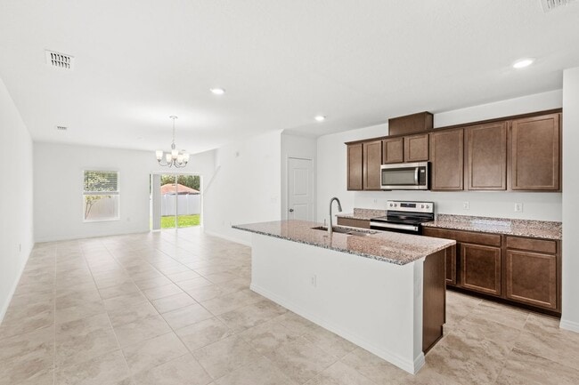 Building Photo - 1396 Mirabella Cir