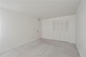 Building Photo - 6100 Sanlin Dr