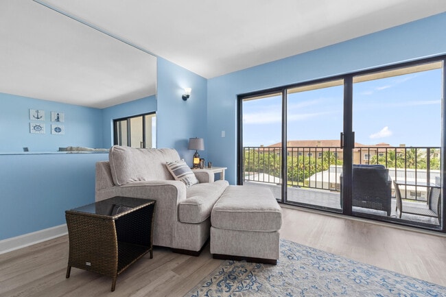 Building Photo - 801 S Ocean Dr