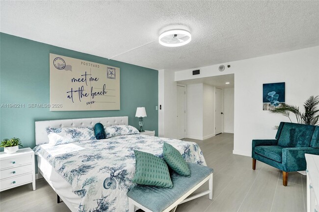 Building Photo - 1201 S Ocean Dr