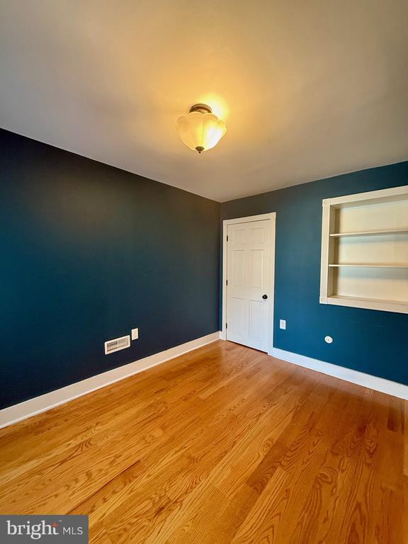 Building Photo - 2623 W 18th St