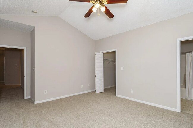 Building Photo - 3 Bedroom Ranch Near NCSU