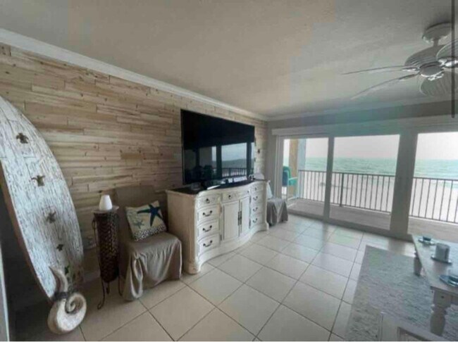 Building Photo - 155 Jimmy Buffett Mem Hwy