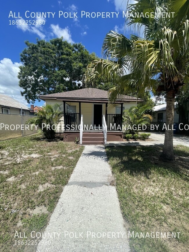 Primary Photo - Super Cute 2 Bedroom Haines City Home For ...