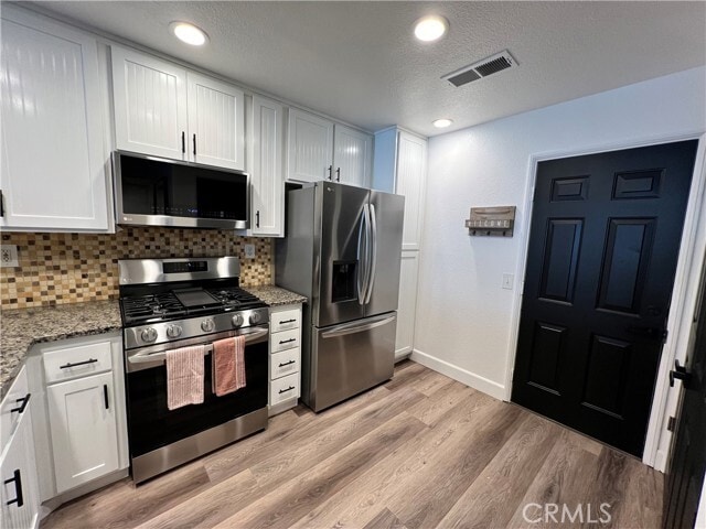 Building Photo - 17765 Redford Pl